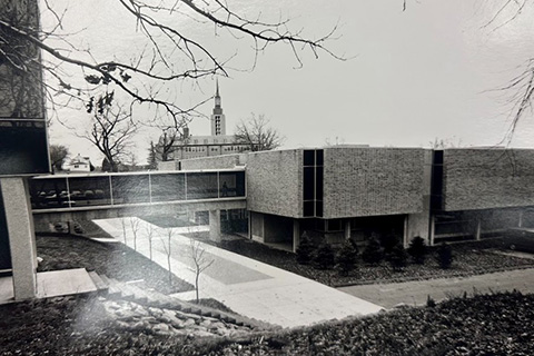 Bridge connecting the sciences building on Fisher's campus.