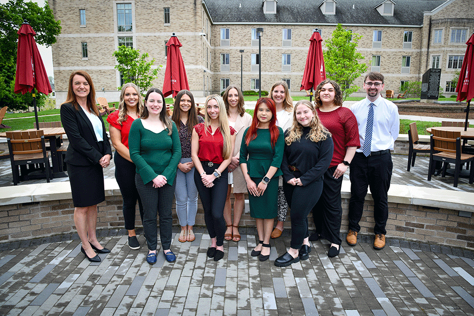 A group photo of the P4 pharmacy students who are headed to PGY-1 residencies this summer.