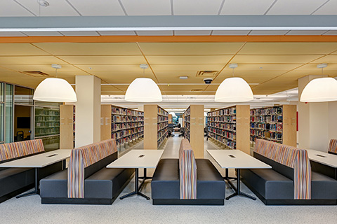 Group workspaces in Lavery Library.