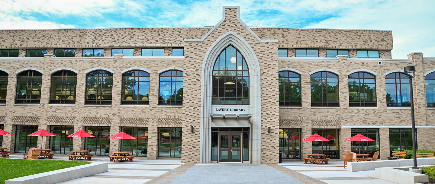 Lavery Library entrance and the Bob ’74 and Terry Dumas Patio.